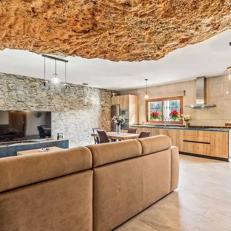 וילה Casa Cueva