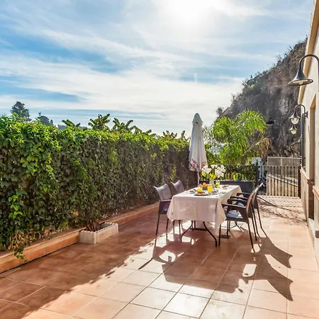 Casa Cueva Villa Nerja