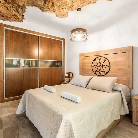 Casa Cueva Villa